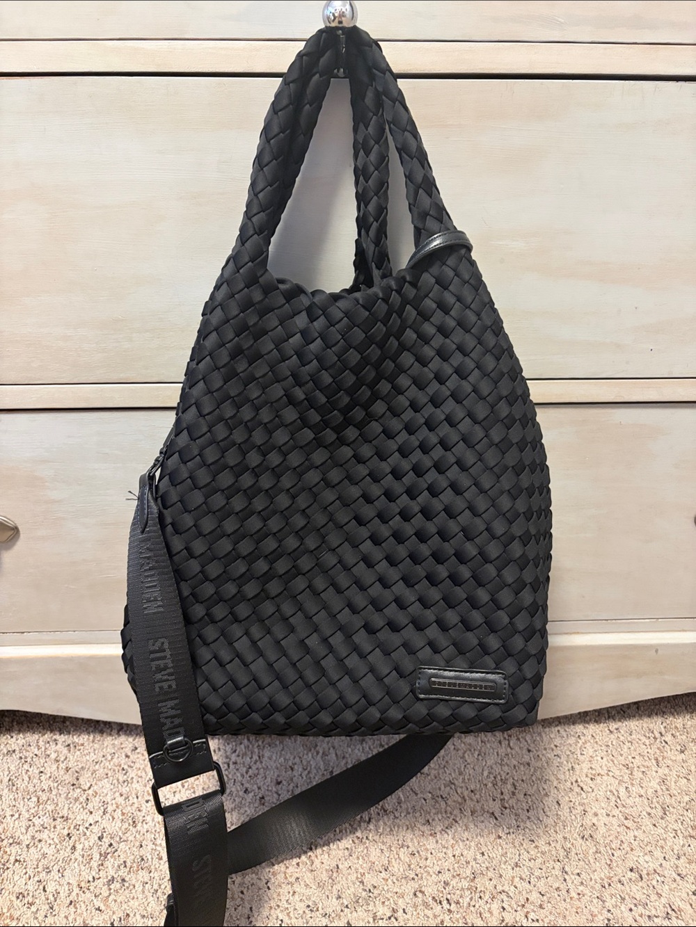 Steve Madden black woven bag